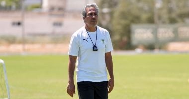 نبيل الكوكي يدرس أداء سموحة استعداداً لمواجهة الطلائع في الدوري